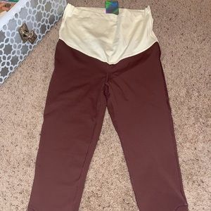 Pink blush maternity workout leggings